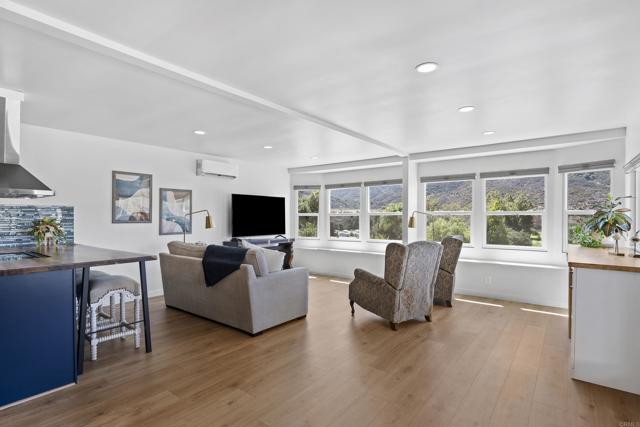 8975 Lawrence Welk Dr., Escondido CA: https://media.crmls.org/mediaz/84644ed7-3bd7-4e01-9a12-3503ef51dd34.jpg