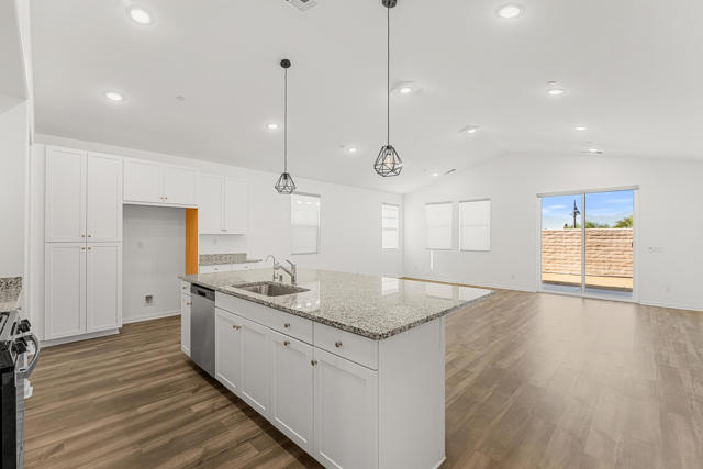 84151 Novello Drive, Indio CA: https://media.crmls.org/mediaz/8464d4a1-58ed-4939-8304-f2cc5cc99ba1.jpg