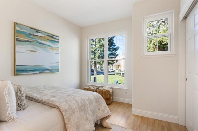 121 Pacchetti Way, Mountain View CA: https://media.crmls.org/mediaz/84650093-a647-4198-bdcd-4f9ced21b096.jpg