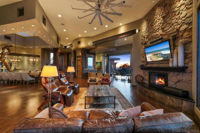 19210 Highland Hills Dr, Ramona CA: https://media.crmls.org/mediaz/846533f2-686e-43f2-87c4-545b42fdbcb6.jpg