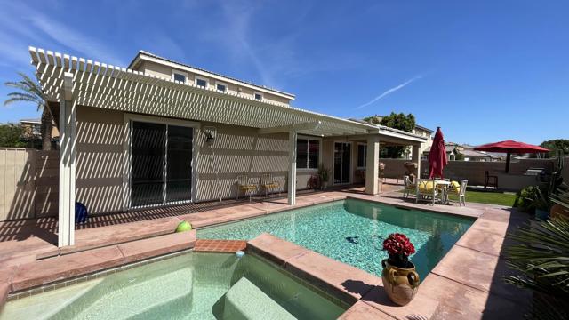 82549 Tivoli Court, Indio CA: https://media.crmls.org/mediaz/8465c607-c617-4b20-975d-b456dad3ab57.jpg