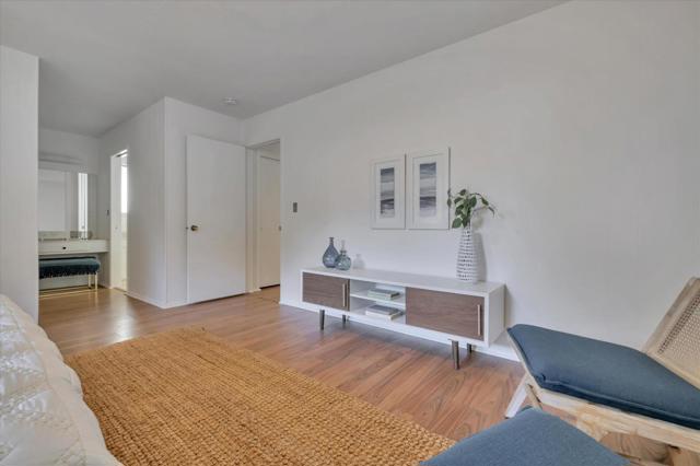 103 Darlington ln, Soquel CA: https://media.crmls.org/mediaz/84663749-705f-437c-8d13-92083056bd3e.jpg