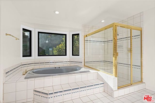 Drew Fenton | 16581 Via Floresta Pacific Palisades CA | MLS: 7445557 Drew Fenton | 16581 Via Floresta Pacific Palisades CA | MLS: 7445557