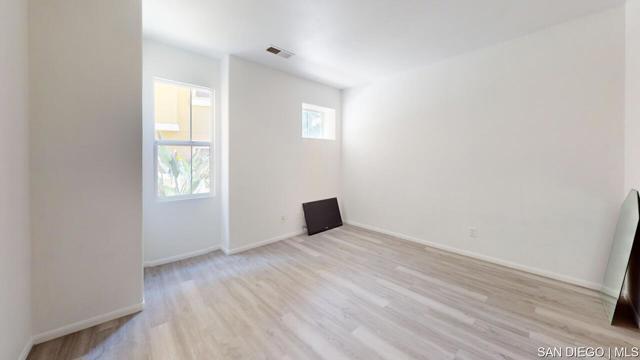 1866 E 12th ST, National City CA: https://media.crmls.org/mediaz/84665b6c-cd68-4063-9df3-51cf787f1a86.jpg
