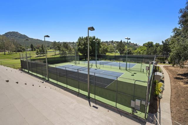 24849 Pappas Rd, Ramona CA: https://media.crmls.org/mediaz/8468d61f-ae2c-433f-b8bb-0d24a9a1775d.jpg