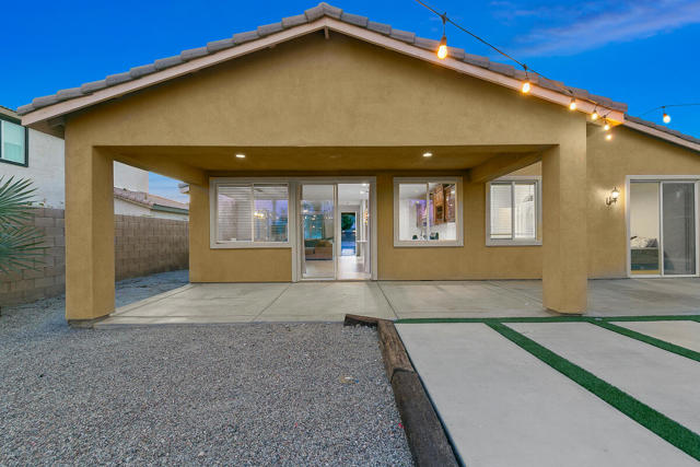 43820 Cape Cod Court, Indio CA: https://media.crmls.org/mediaz/8468e6fb-a14a-4c11-be43-477ae3b0b260.jpg