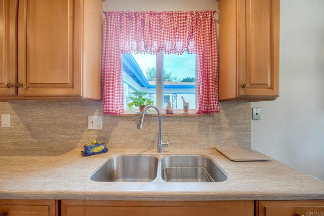 Detail Gallery Image 14 of 33 For 3733 Gail Dr, Oceanside,  CA 92056 - 2 Beds | 1 Baths