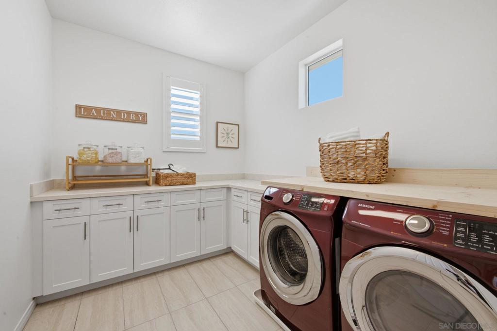 716 Thorntree Ct - photo 17
