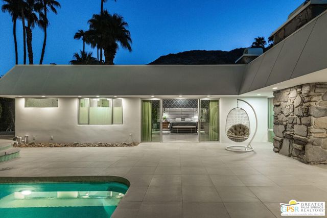 670 N Rose Avenue, Palm Springs, CA 92262