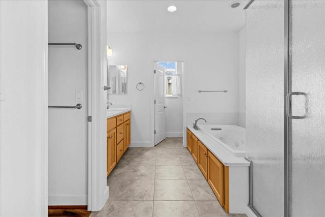 2731 Bungalow Drive, Marina CA: https://media.crmls.org/mediaz/846c9f41-65a2-40e6-ac35-6ef2c1123f8b.jpg