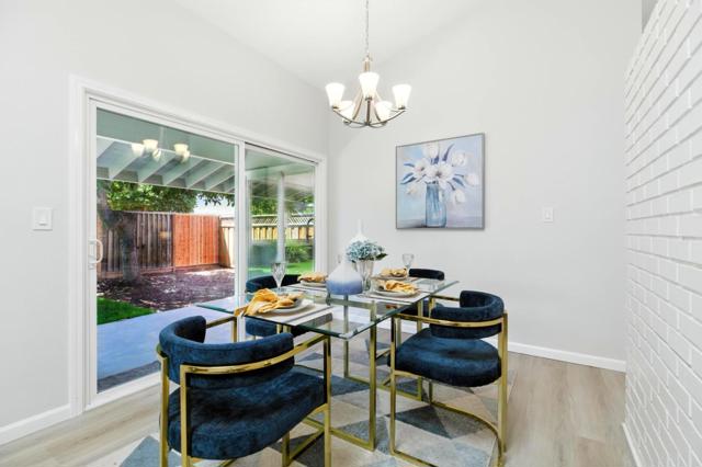 266 El Portal Way, San Jose CA: https://media.crmls.org/mediaz/846cedaf-78e4-4d99-93e8-3e6beae17f9d.jpg