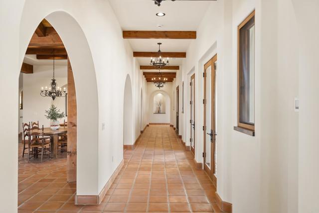 Detail Gallery Image 4 of 75 For 2525 Date Palm Ct, Vista,  CA 92084 - 3 Beds | 3/1 Baths