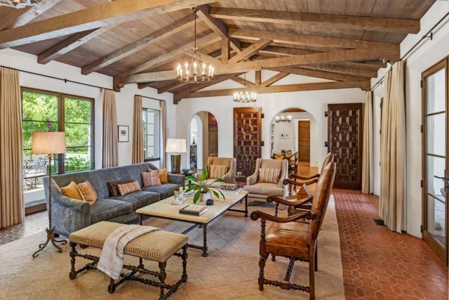 180 Farm Road, Woodside CA: https://media.crmls.org/mediaz/846f51e1-4bfa-4369-9152-87fbb36b8a01.jpg