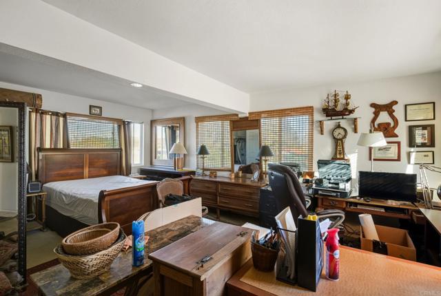 Detail Gallery Image 17 of 27 For 1038 8th St, Imperial Beach,  CA 91932 - 4 Beds | 2/1 Baths