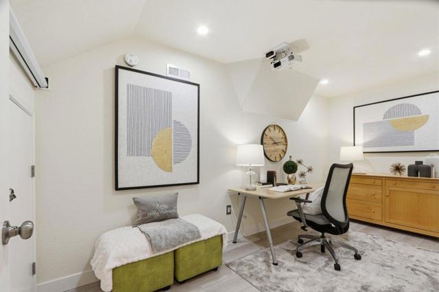 1212 Shelby Creek Lane, San Jose CA: https://media.crmls.org/mediaz/84711c5a-0a45-4a1c-9750-dba0a890fec8.jpg