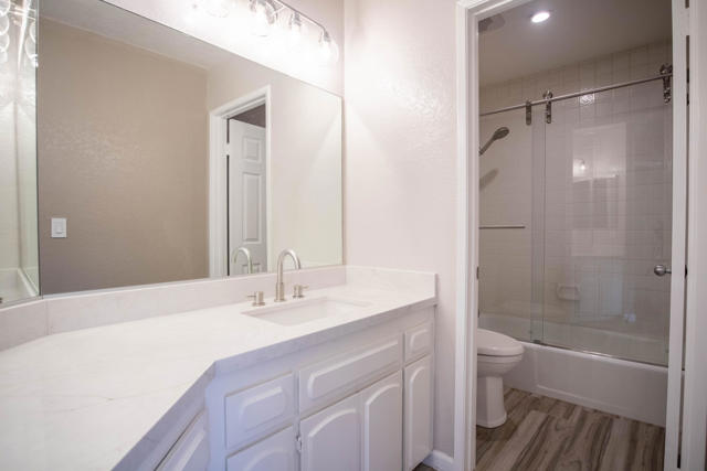 46395 Ryway Place, Palm Desert CA: https://media.crmls.org/mediaz/8471cdf2-ddf5-470a-a460-4b005fe8ee24.jpg