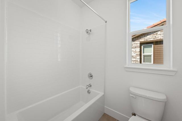857 Fatima Ln, Morgan Hill CA: https://media.crmls.org/mediaz/8472201b-bc8b-428e-8bfe-8ffe92504ebb.jpg