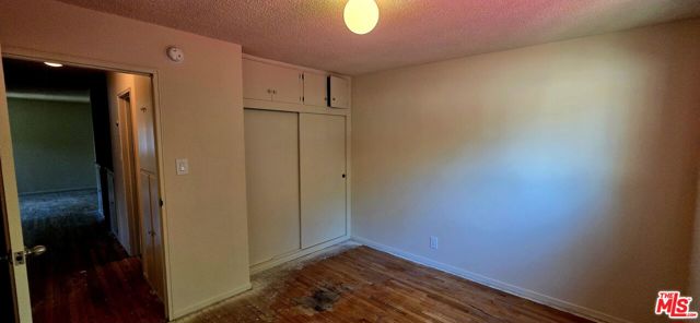 1433 N Martel Avenue, Los Angeles CA: https://media.crmls.org/mediaz/847235da-860c-4be9-9797-8aa95e8621d1.jpg