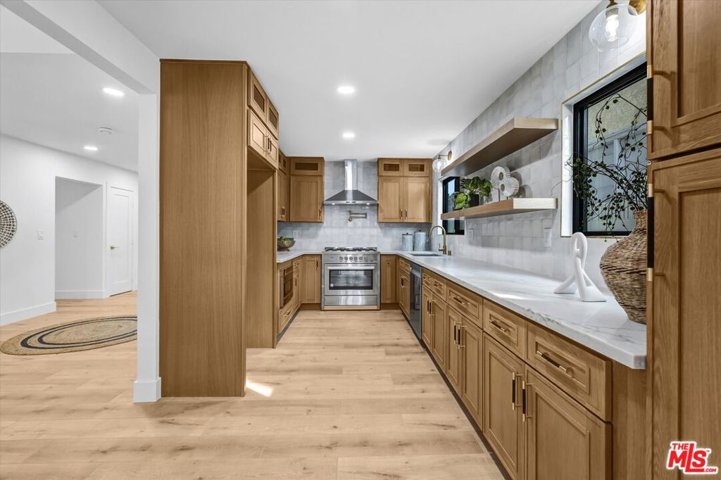 MLS #25625647 image #12