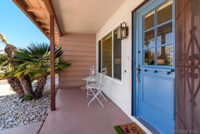16498 Roca Dr, San Diego CA: https://media.crmls.org/mediaz/84730bef-30f5-4661-856a-9452b257b9b6.jpg