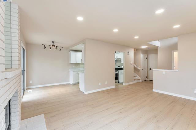 19723 Redwood Rd, Castro Valley CA: https://media.crmls.org/mediaz/84734abc-6e4c-4774-a5bb-69636cb0fd56.jpg