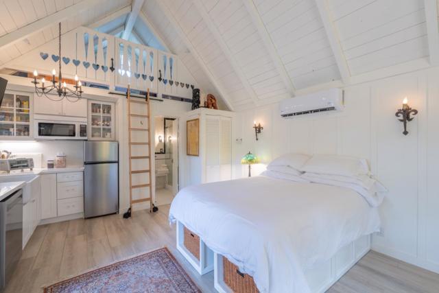 0 Junipero 2 NW of 3rd Avenue, Carmel CA: https://media.crmls.org/mediaz/84734e73-7c3c-43d0-b402-09914a157dde.jpg