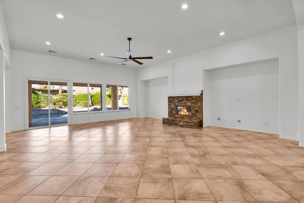 MLS #219137953DA image #12