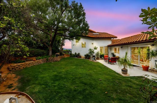 Detail Gallery Image 22 of 75 For 1402 Rimrock Dr, Escondido,  CA 92027 - 4 Beds | 3/1 Baths