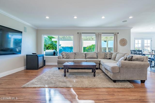 4615 Pepper Mill Street, Moorpark CA: https://media.crmls.org/mediaz/8474b0f4-2031-4bb4-bb0e-52ee9653bf6f.jpg