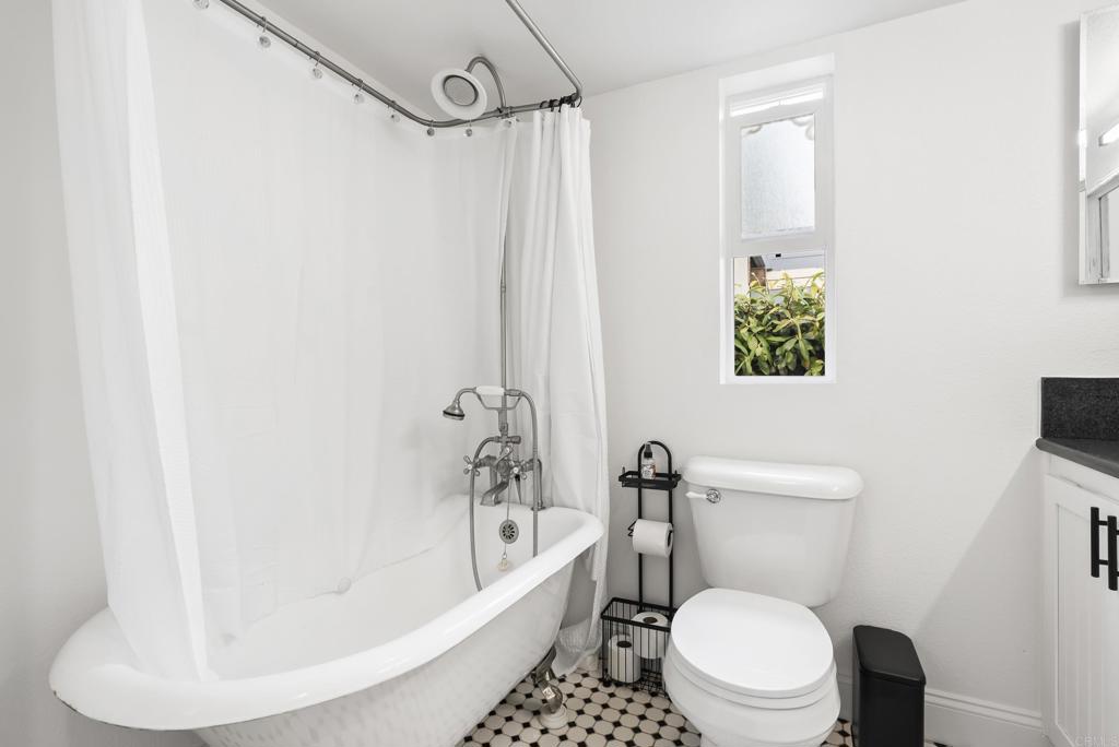1624 Coast Highway 101 - photo 14