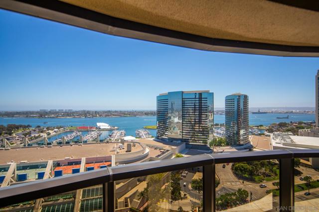 100 Harbor Dr, San Diego CA: https://media.crmls.org/mediaz/84755401-d1e7-4d1b-b4c5-77af111b4d52.jpg