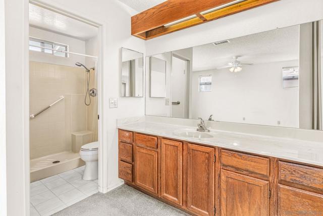 628 Via Santa Paulo, Vista CA: https://media.crmls.org/mediaz/8475bc38-a504-4367-9039-42832c00c8cf.jpg