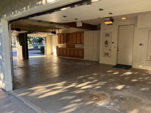 71170 W Thunderbird Terrace, Rancho Mirage CA: https://media.crmls.org/mediaz/847617cf-ed9c-4d69-8f24-e824400357b1.jpg