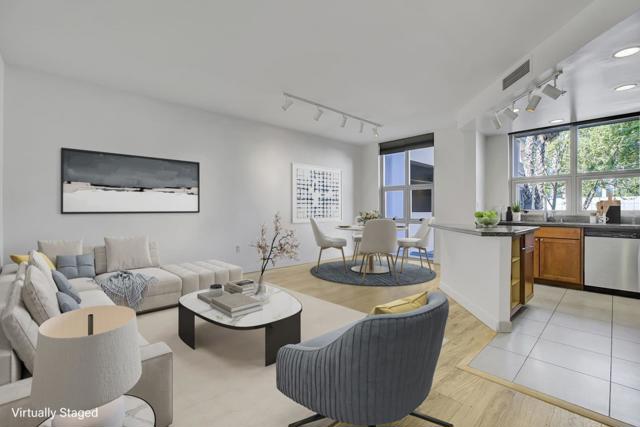 175 W Saint James Street, San Jose CA: https://media.crmls.org/mediaz/8476b4ec-8653-4953-9b34-4fb5d95ca8a2.jpg