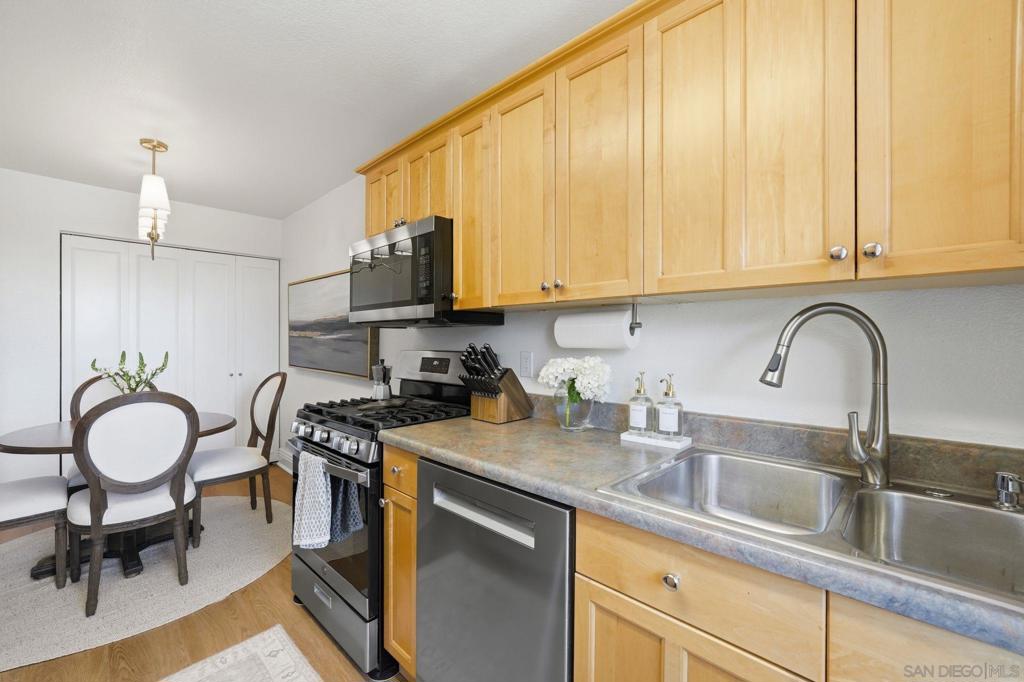 4775 Seminole Drive - photo 16