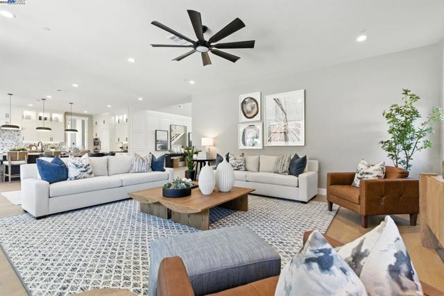 1691 S Wren Street, Dublin CA: https://media.crmls.org/mediaz/84785e43-230d-43a4-be54-a704556afccf.jpg