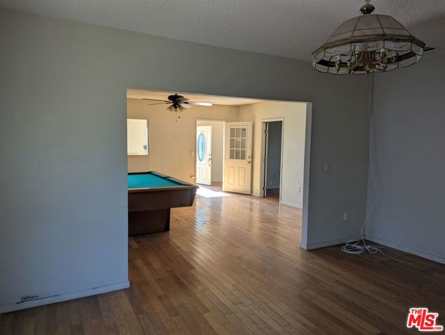 2134 8th Avenue, Los Angeles CA: https://media.crmls.org/mediaz/847986e1-e410-4412-822e-37c2dfa26673.jpg
