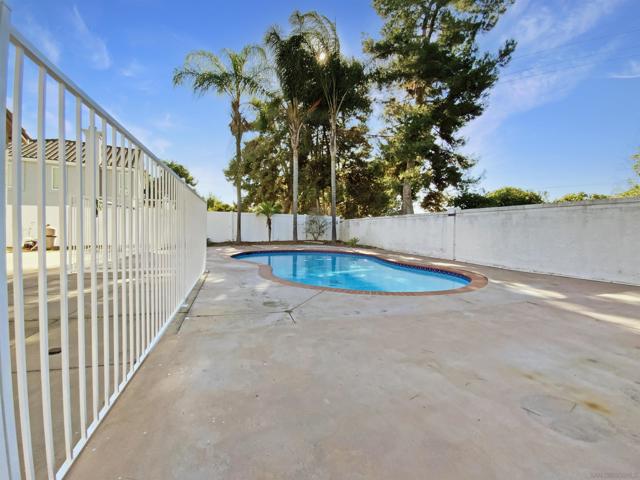 MLS #250041902SD image #22