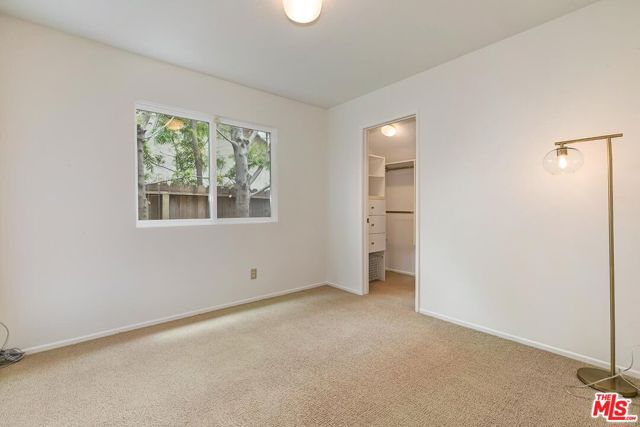17181 Avenida De La Herradura, Pacific Palisades CA: https://media.crmls.org/mediaz/847ae26c-dcbf-4b09-b262-d21587dfc362.jpg