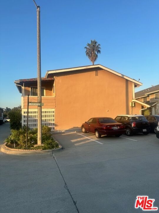 3500 W Manchester Boulevard, Inglewood CA: https://media.crmls.org/mediaz/847b0ee2-1f89-4337-8d42-c254c4a73f39.jpg