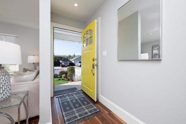 1035 Valota Road, Redwood City CA: https://media.crmls.org/mediaz/847b4c0c-02e3-4da1-8707-e3eac031fa35.jpg