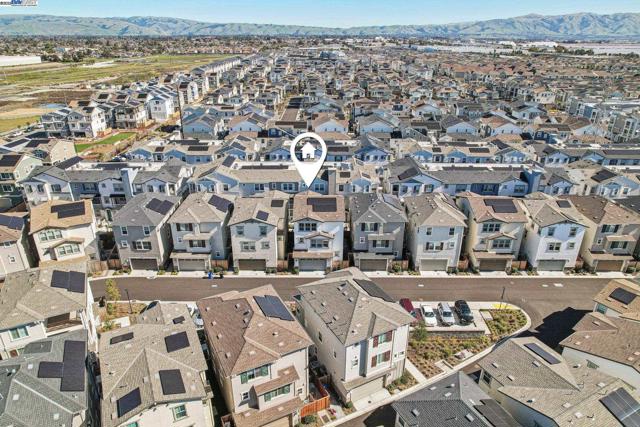 Image 56 of 60 For 37450 Watersail Way