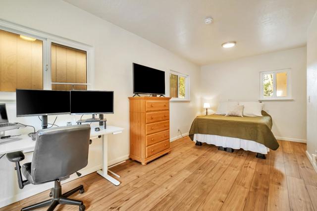 121 Pine Tree Avenue, Aromas CA: https://media.crmls.org/mediaz/847c80db-1a6f-42a3-911c-719214c29ed9.jpg