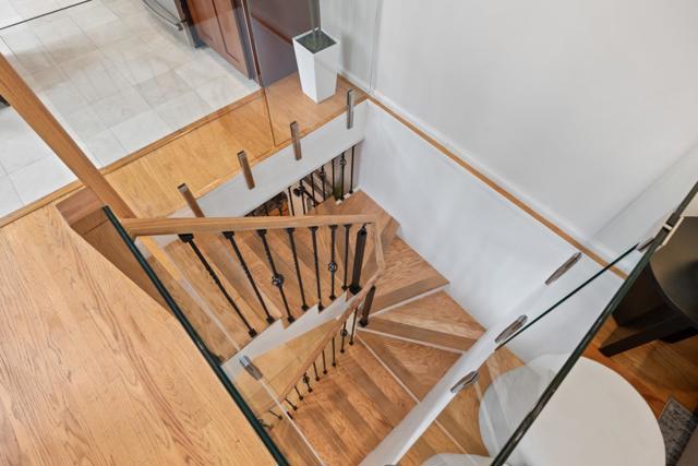 818 30th Avenue, San Francisco CA: https://media.crmls.org/mediaz/847cc529-e806-44f0-ad98-fe27154f57fa.jpg