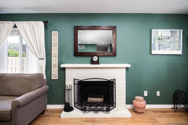 14543 High Pine St, Poway CA: https://media.crmls.org/mediaz/847e8556-8e58-46bf-b63f-6f3a261bfc2f.jpg