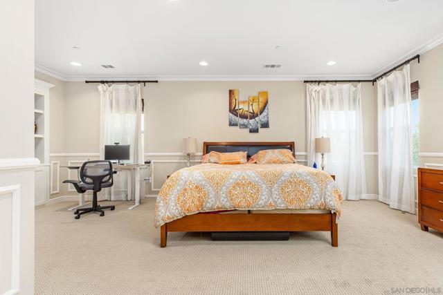 12712 Cloudbreak Ave, San Diego CA: https://media.crmls.org/mediaz/847ea3ba-2304-4a23-a71d-d8c228fbed59.jpg