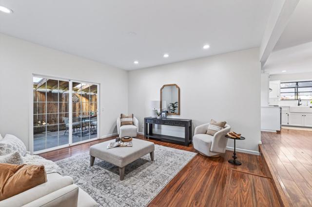 3049 Sunrise Circle, Marina CA: https://media.crmls.org/mediaz/847ee740-0128-4592-9cac-f21545a428a5.jpg