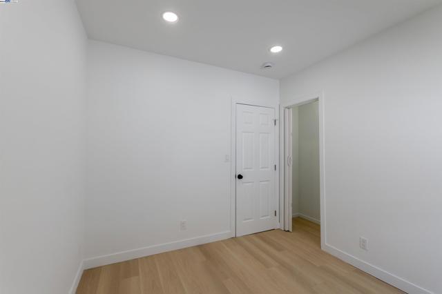 1276 64Th Ave, Oakland CA: https://media.crmls.org/mediaz/847eff80-7771-4f85-8b81-bf04c2242026.jpg