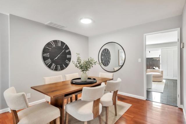 856 Erickson Lane, Foster City CA: https://media.crmls.org/mediaz/84817c46-8403-4488-bd17-e26d2452846b.jpg