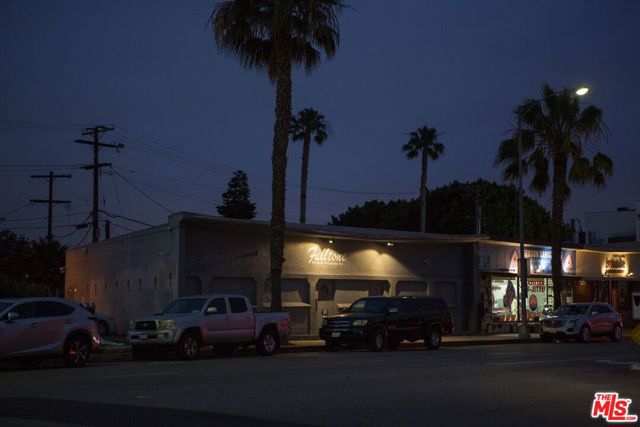 11018 Washington Boulevard photo 3